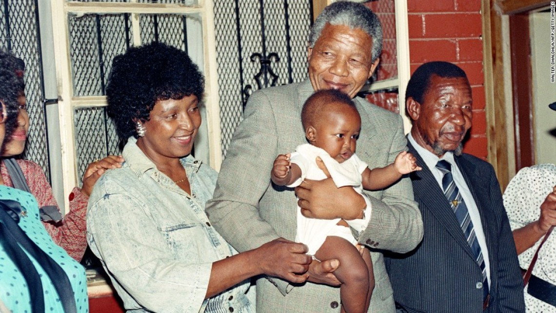 Muere Winnie Madikizela-Mandela a los 81 años