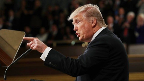 Trump presenta su discurso más convencional al congreso 