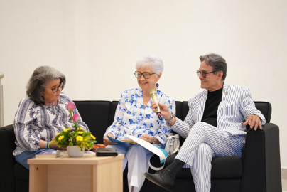 Rinden homenaje a Elena Poniatowska en la Infoteca por sus 93 años de edad