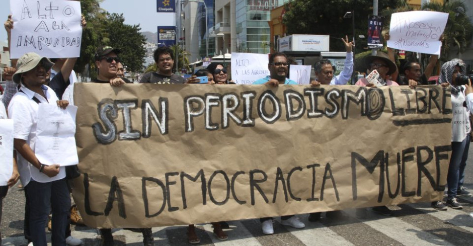 Agresiones a periodistas baten récord en sexenio de Peña Nieto