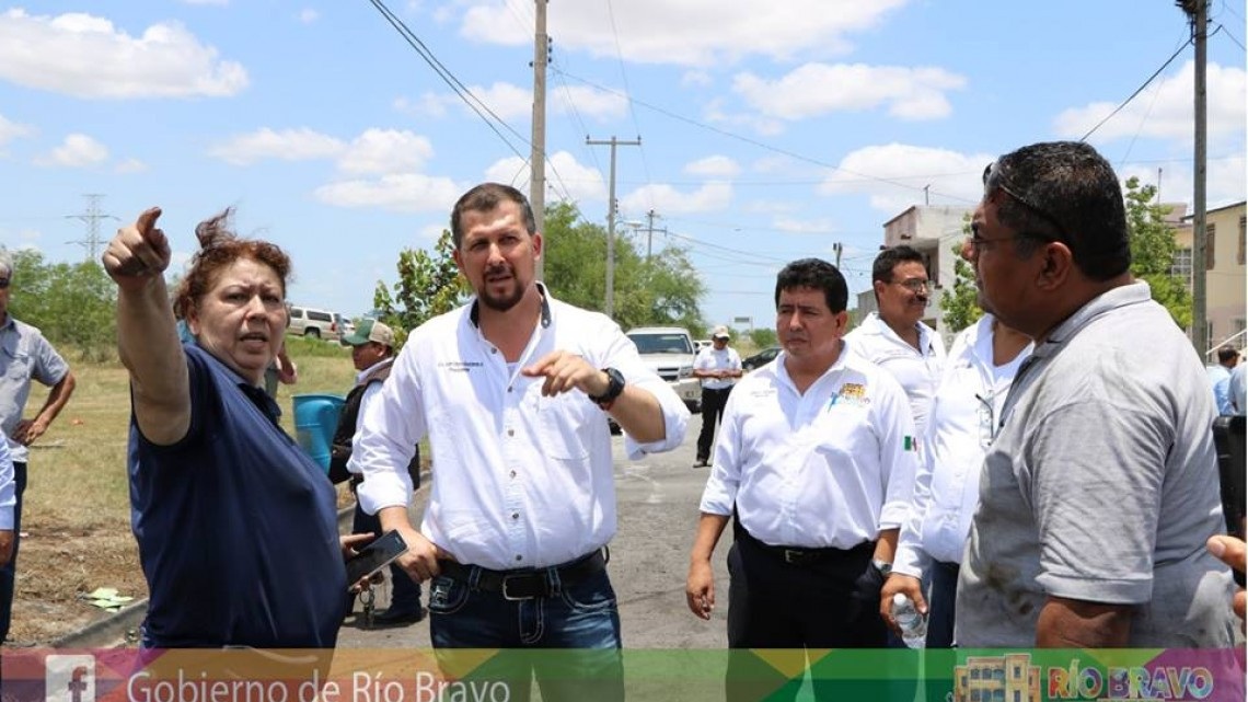 Gobierno apoya a vecinos tras incendios