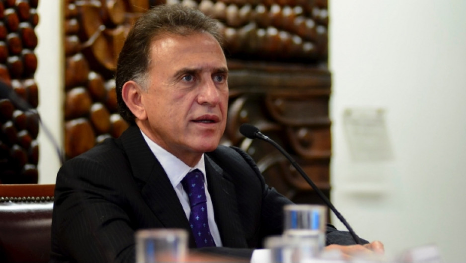 Asegura Yunes que Cofepris sabía de los medicamentos falsos desde 2012