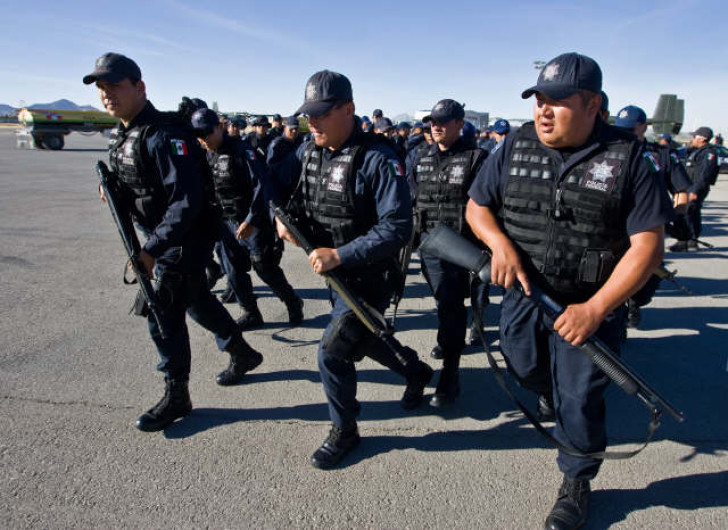 Suman 9 mil 265 policías reprobados en control de confianza