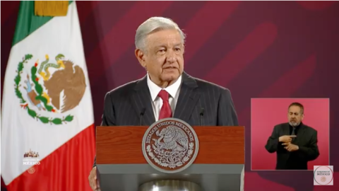 AMLO pide a Claudio X. González que investigue empresa de Xóchitl Gálvez