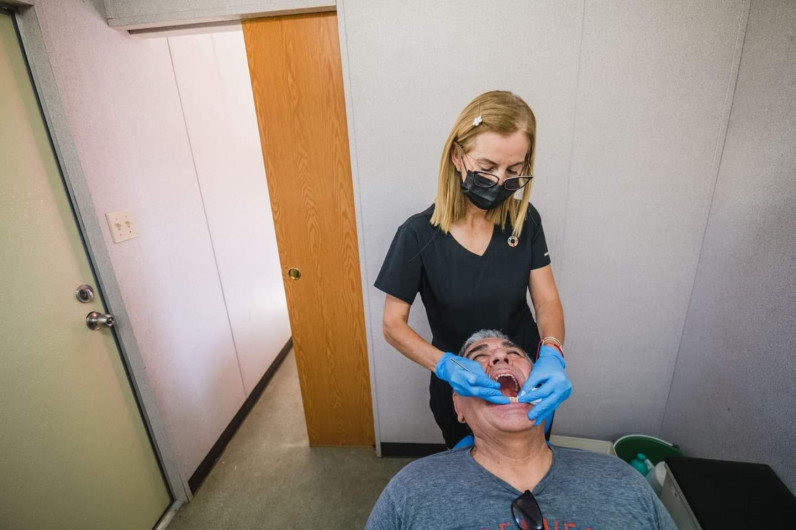 Ofrece DIF Reynosa servicios dentales a familias 