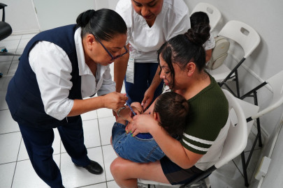 DIF Nuevo Laredo instala módulo de vacunación como parte de la Semana Nacional de Salud 2025