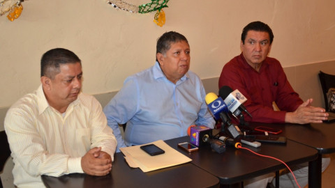 Zorrilla continúa poniendo trabas a Adrián Oseguera