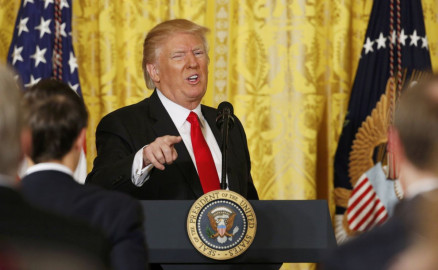 El New York Times pide investigar vínculos de Trump con Rusia