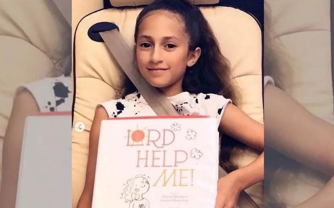 Hija de Jennifer Lopez y Marc Anthony publicará su primer libro