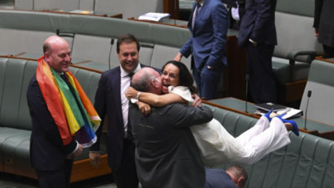 Matrimonio homosexual ya es legal en Australia