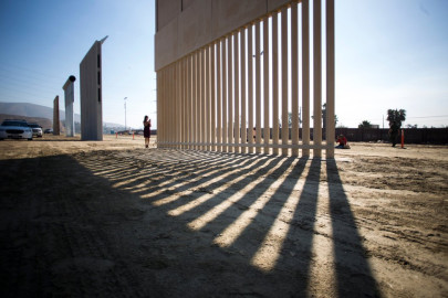 Trump pidió al congreso, 18 mdd para construir muro