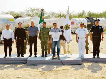 Incautan 80 mil litros de combustible en Veracruz