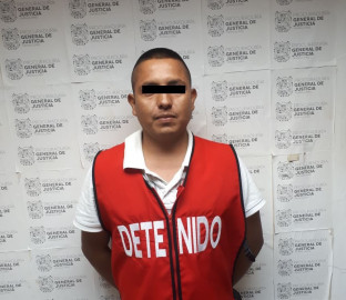 Detienen a sujeto en posesión de un vehículo robado