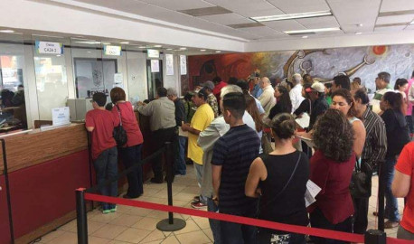 Recibe Tesorería Municipal pago de Predial en vacaciones