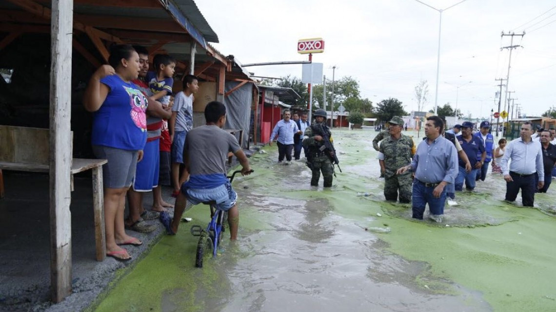 Activa Gobernador apoyos para familias damnificadas por lluvias en Reynosa
