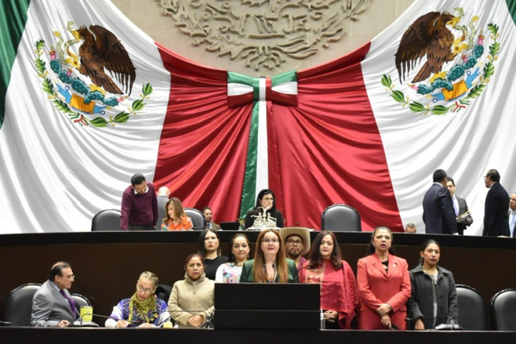 Aprueba reformas para prevenir prácticas de odio y discriminación en las redes sociales