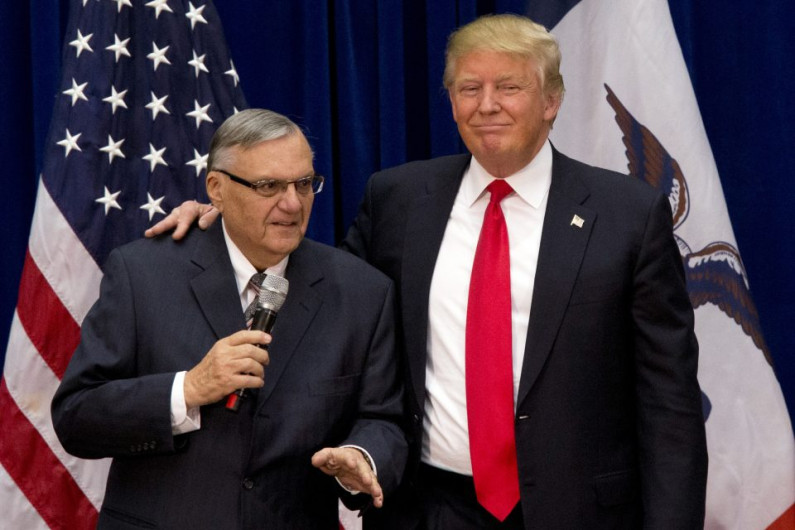 Juez rechaza eliminar fallos contra Joe Arpaio
