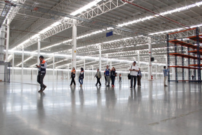 Cofepris y Birmex inician colaboración para la creación del Almacén Nacional de Medicamentos