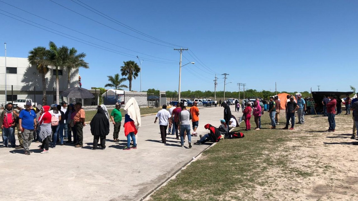 Opera empresa “Avance Científicos” vigilada por policía antidisturbios