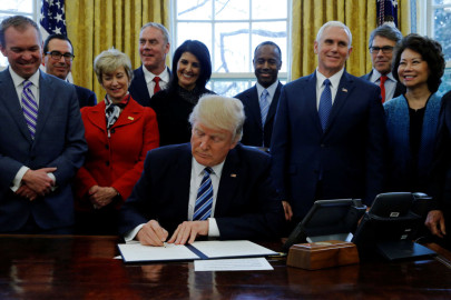 Perderán 14 millones de estadounidenses su cobertura médica con plan de Trump