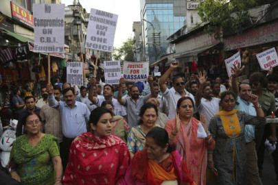 India se plantea establecer la pena de muerte para los violadores de niños