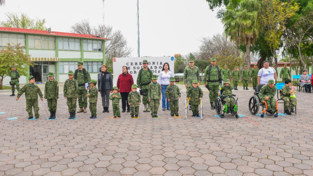 Menores cumplen sueño de ser 'Soldados por un día”