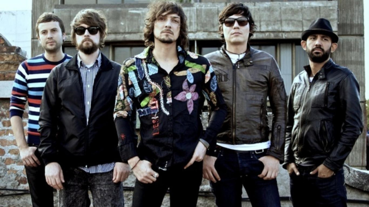 Zoé estrena nueva canción “SKR” 