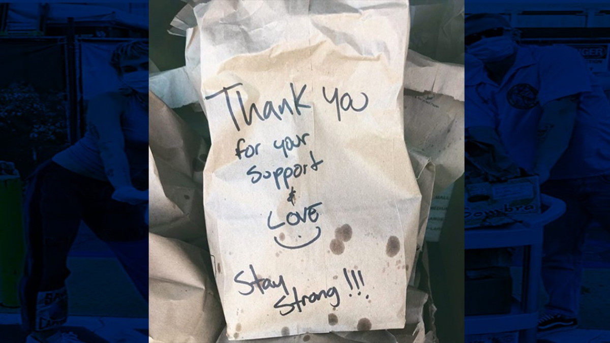 Miley Cyrus y Cody Simpson regalan tacos a personal médico