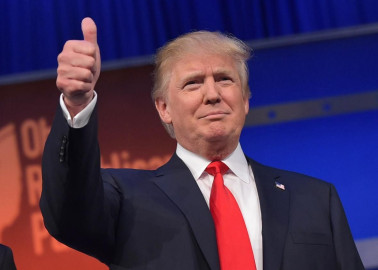 Promulga Trump ley que permite a empresas vender datos de usuarios