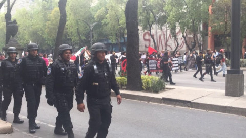 Protestan contra el gasolinazo, queman a Judas y bandera de EU