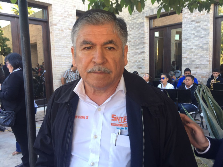 Más de 8 mil maestros percibirán aguinaldos 