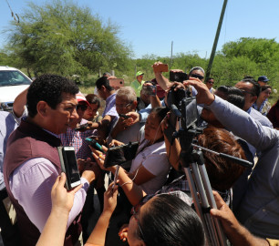 Evalúa Mario López desempeño de funcionarios