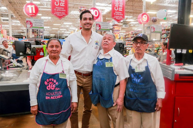 Invita DIF a participar en redondeo