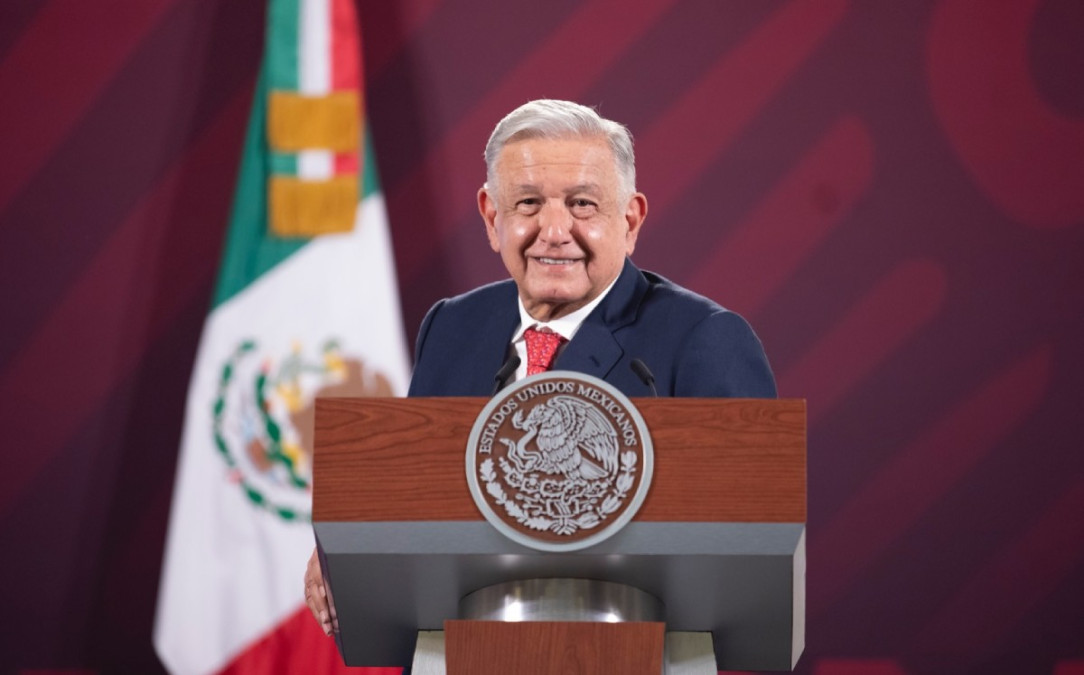 Celebra AMLO fortalecimiento del peso ante el dólar: “estoy muy contento”
