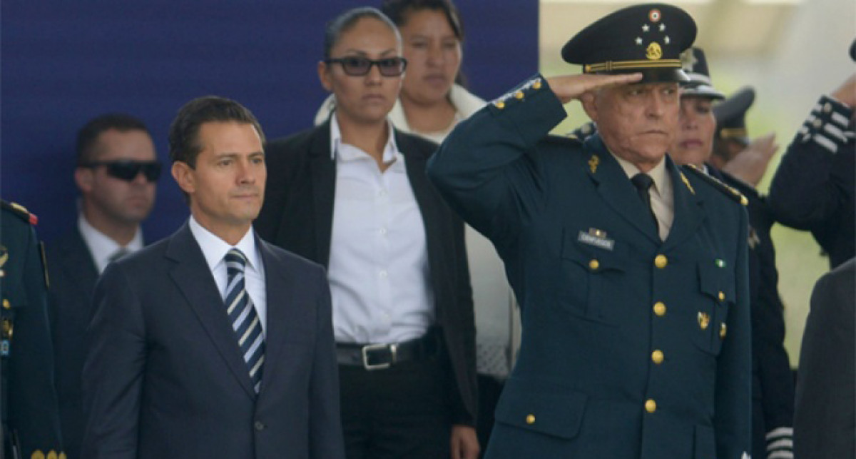 Pretende EPN aumentar penas a atacantes de policías