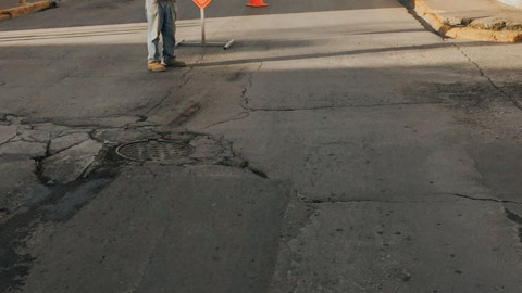 Realizan trabajos de rehabilitación en la red de agua