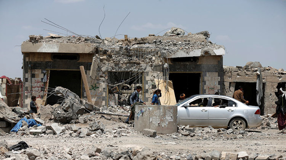 Arabia Saudita bombardea un hotel cerca de la capital de Yemen