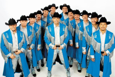 Banda machos cuenta la situación actual de latinos en EU