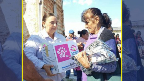 Entregan apoyos a familias de comunidades pesqueras