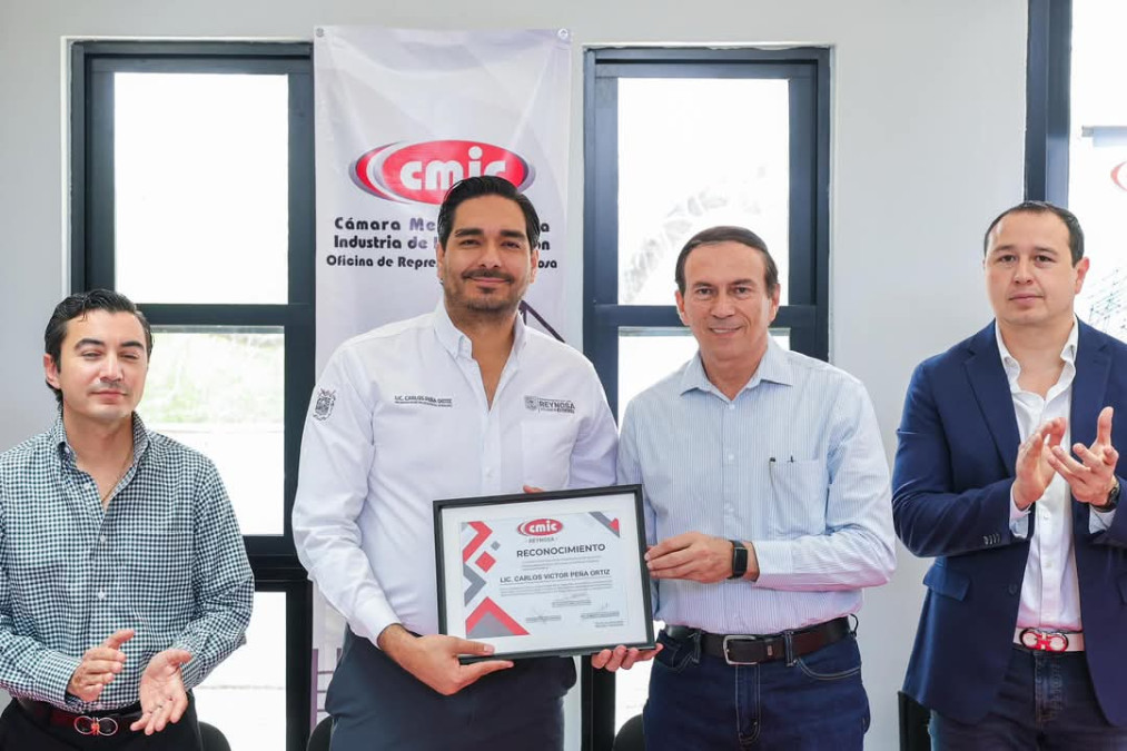 Recibió Carlos Peña Ortiz donativo por 1.5 MDP de CMIC-Reynosa 
