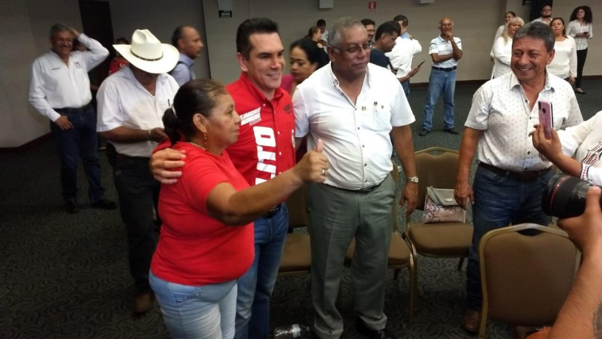 Ofrece Alito Moreno hacer alianzas con la sociedad y regresar al PRI al poder