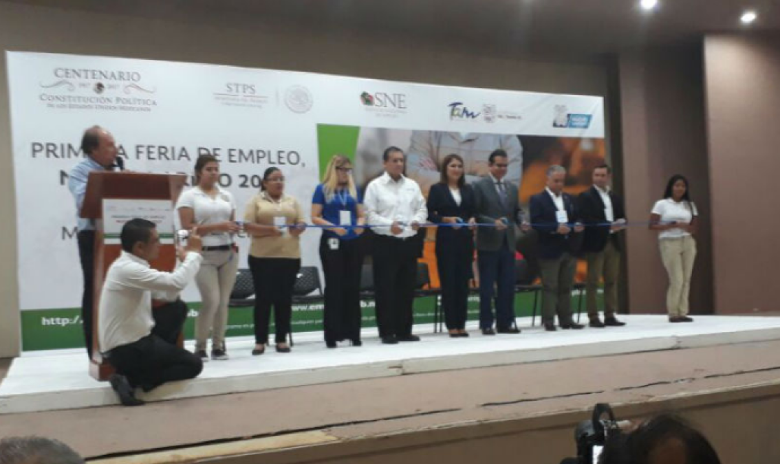 Inicia feria del empleo Nuevo Laredo 2017
