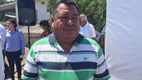 Colonos reconocen el trabajo de Chuchín 