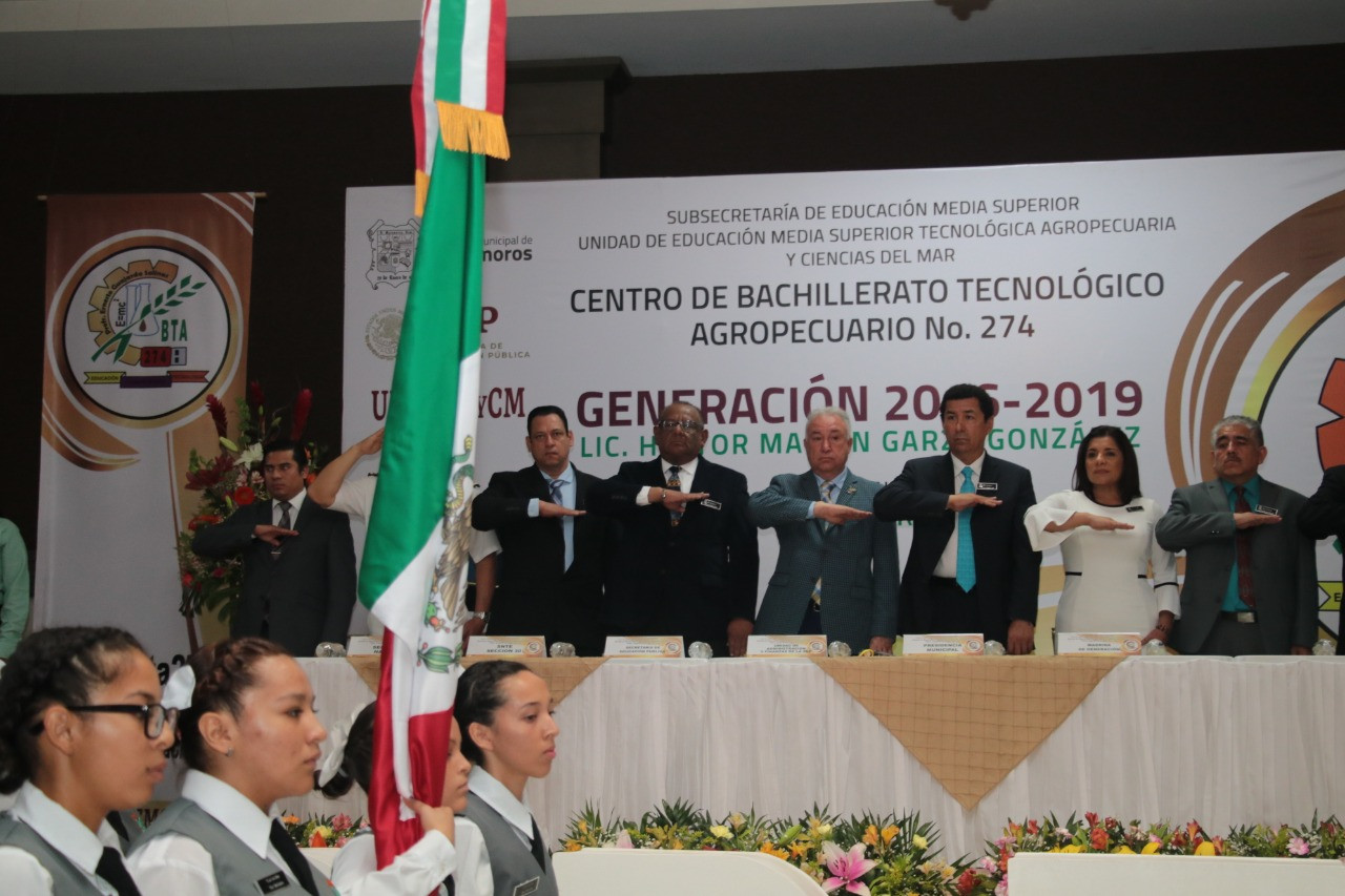 Asiste Mario López a graduación del CBTA 274 que llevó por nombre “Lic. Héctor Martín Garza González”