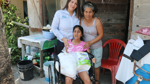 DIF Altamira atiende puntualmente a personas especiales 