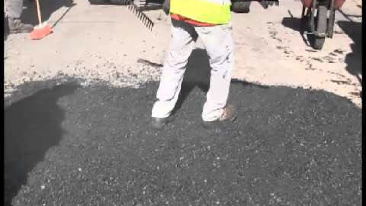 Constructoras podrán utilizar asfalto para las calles