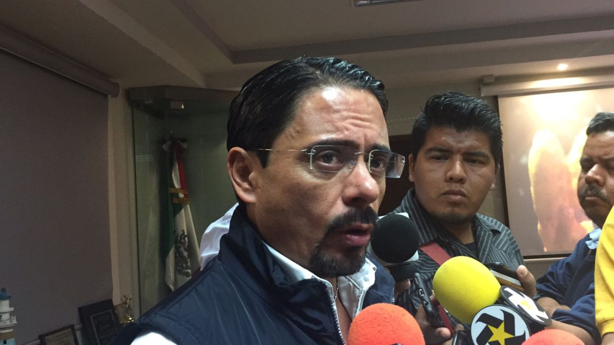 Anuncian regreso de los "troles" a la plaza de Madero