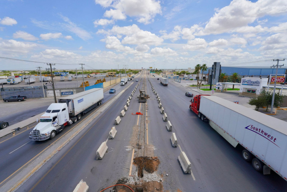 Gobierno municipal de Nuevo Laredo moderniza sistema de alumbrado público en la Carretera Nacional