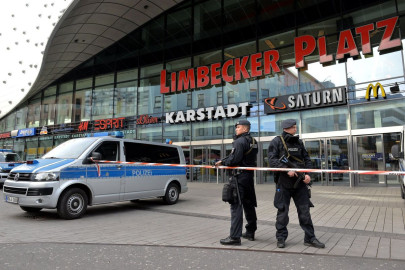 Ante posible ataque terrorista cierran centro comercial en Alemania