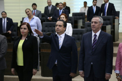 Fiscalía Anticorrupción tendrá autonomía de PGJ: Javier Castro